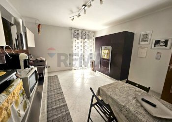 Sala da pranzo - Appartamento Via San Francesco a Patria
 
91, Giugliano in Campania - foto 11