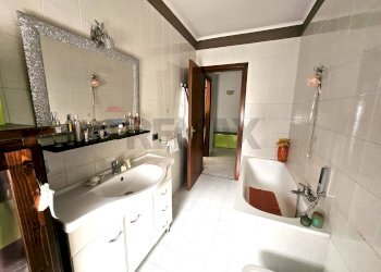 Bagno - Appartamento Via San Francesco a Patria
 
91, Giugliano in Campania - foto 15