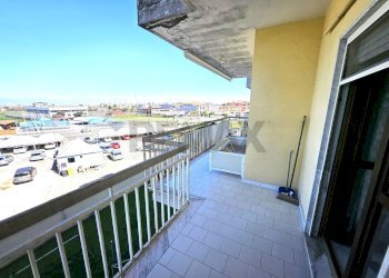 Balcone - Appartamento Via San Francesco a Patria
 
91, Giugliano in Campania - foto 19