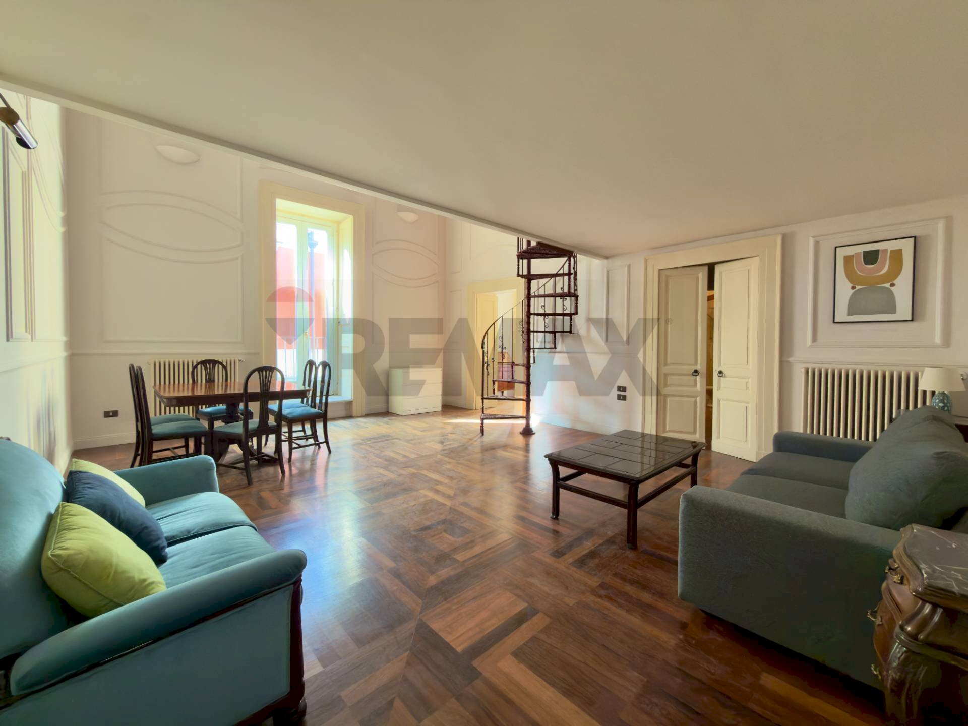 Sala da pranzo - Trilocale Via Tommaso Caravita
 
6, Napoli - foto 3