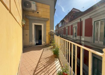 Balcone - Trilocale Via Tommaso Caravita
 
6, Napoli - foto 4