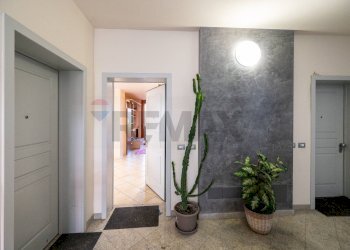 Hall / corridoio - Appartamento Via Martiri Della Liberazione
 
34, Parma - foto 12