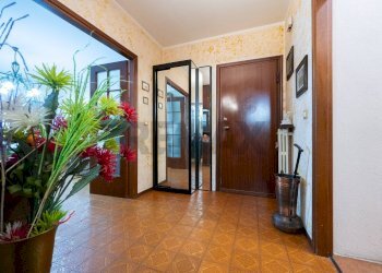 Hall / corridoio - Quadrilocale Via Torrente Bardea
 
11, Parma - foto 5