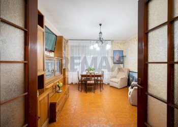 Sala da pranzo - Quadrilocale Via Torrente Bardea
 
11, Parma - foto 12