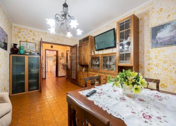 Sala da pranzo - Quadrilocale Via Torrente Bardea
 
11, Parma - foto 16