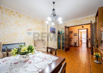 Sala da pranzo - Quadrilocale Via Torrente Bardea
 
11, Parma - foto 17