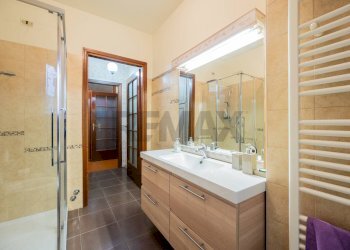 Bagno - Quadrilocale Via Torrente Bardea
 
11, Parma - foto 22