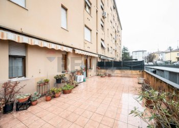 Terrazza - Quadrilocale Via Torrente Bardea
 
11, Parma - foto 45