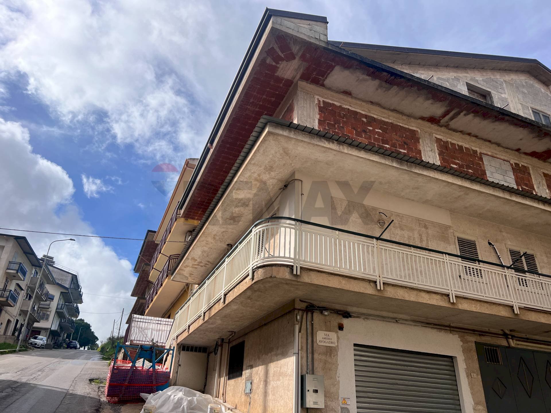 Edificio all\'aperto - Four-room apartment VIA AMEDEO AVOGRADO
 
5, Marineo - photo 3