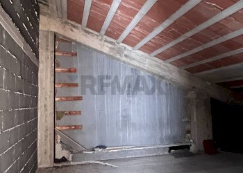 Stanza vuota - Quadrilocale VIA AMEDEO AVOGRADO
 
5, Marineo - foto 22