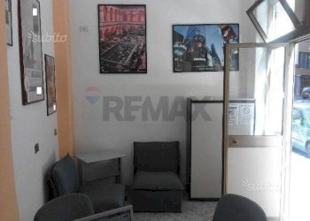 Soggiorno - Shop VIA POLA
 
7, Palermo - photo 10