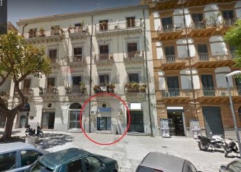 Edificio all\'aperto - Shop PIAZZA XIII VITTIME
 
26, Palermo - photo 28
