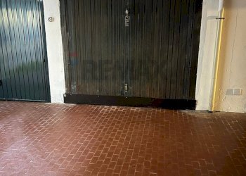 Parcheggio - Box via Roma
 
60, Stresa - foto 6