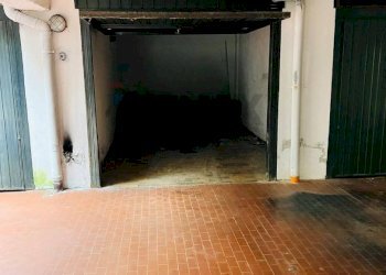 Parcheggio - Box via Roma
 
60, Stresa - foto 9