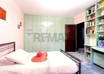 Camera / camera da letto - Villa sempione
 
13, Arsago Seprio - foto 14