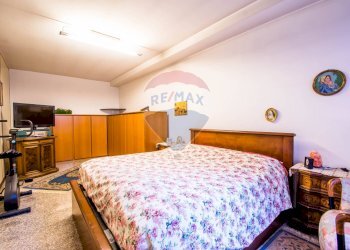 Camera / camera da letto - Villa Via Riale
 
8, Castelletto Sopra Ticino - foto 28