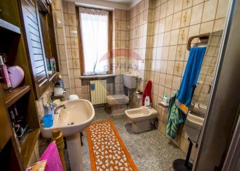 Bagno - Villa Via Riale
 
8, Castelletto Sopra Ticino - foto 30