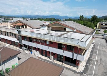 Edificio all\'aperto - Stabile - Palazzo Castelletto Sopra Ticino - foto 4