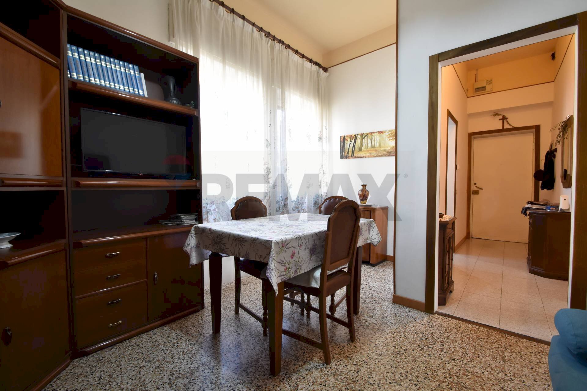 Sala da pranzo - Three-room apartment Lesa - photo 3