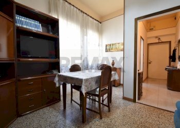 Sala da pranzo - Trilocale Lesa - foto 3