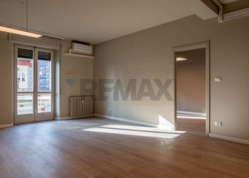 Stanza vuota - Office Via Giacomo Matteotti
 
33, Arona - photo 3