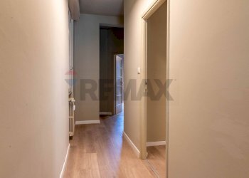 Hall / corridoio - Office Via Giacomo Matteotti
 
33, Arona - photo 6