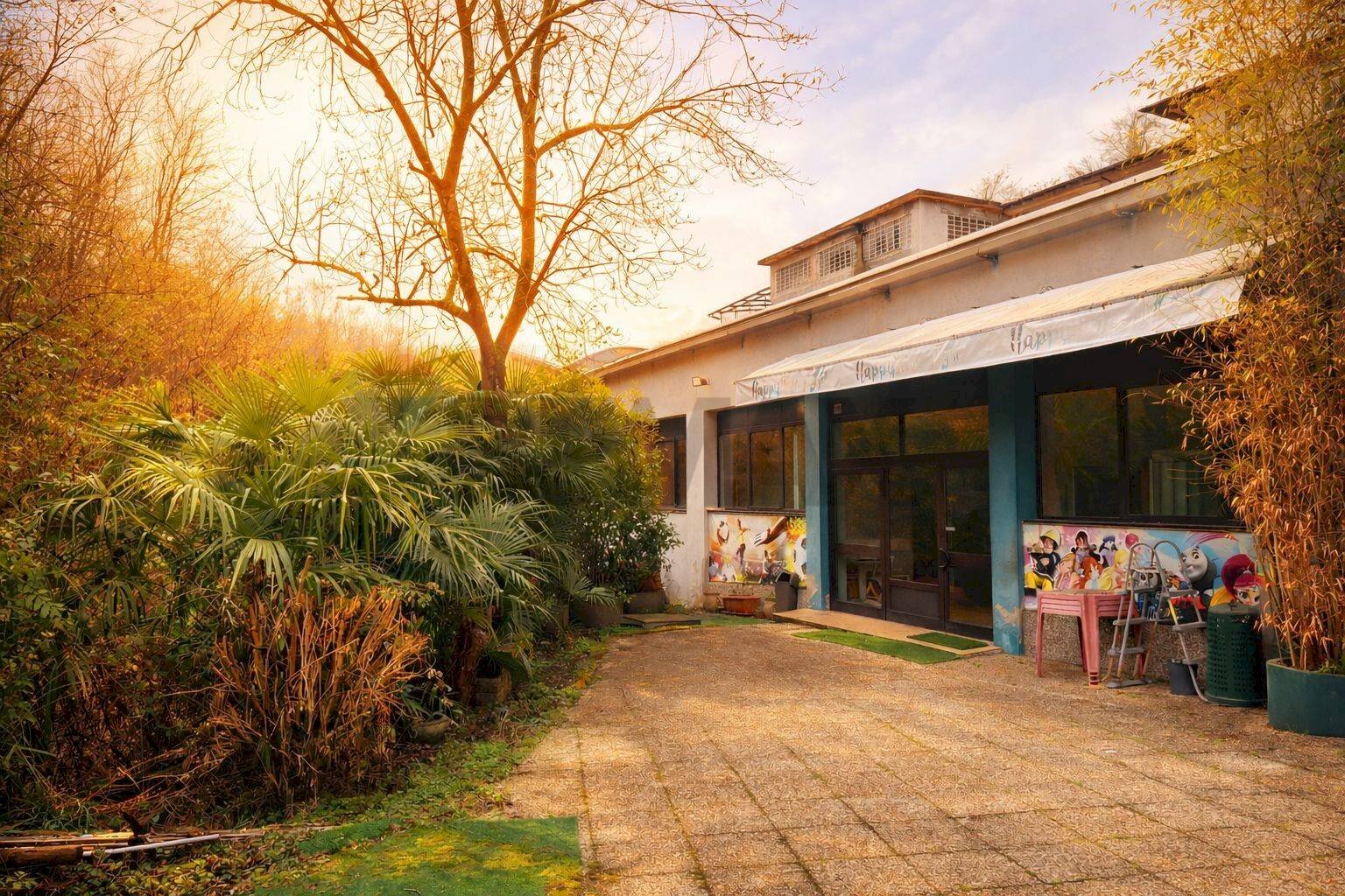 Casa all\'aperto - Commercial Activity Per Corgiago
 
75, Meina - photo 1