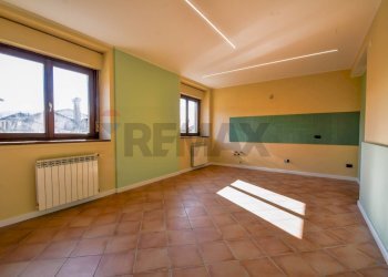 Stanza vuota - Bilocale Via Fiumetta
 
8/A, Omegna - foto 3