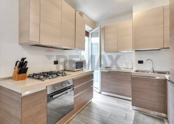 Cucina - Bilocale Via De Bernardi
 
9, Lesa - foto 7