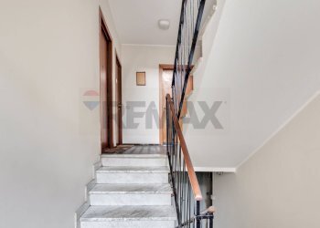 Scale - Bilocale Via De Bernardi
 
9, Lesa - foto 19