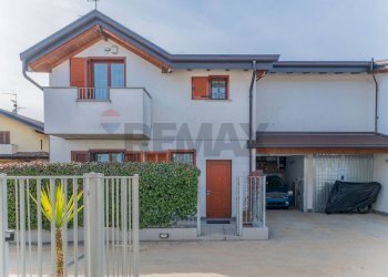 Casa all\'aperto - Terraced Villa via marco polo
 
27, Cassano Magnago - photo 1