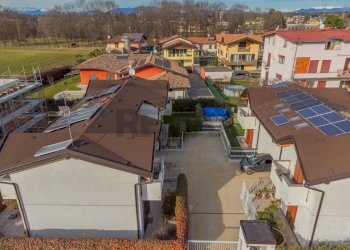 Edificio all\'aperto - Terraced Villa via marco polo
 
27, Cassano Magnago - photo 12