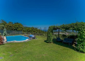 Piscina - Villa str privata al bruson
 
14, Pisano - photo 10