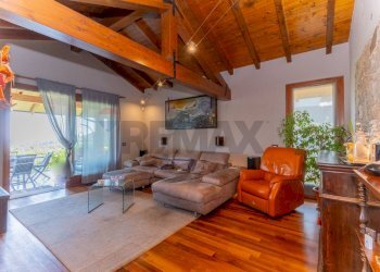 Soggiorno - Villa str privata al bruson
 
14, Pisano - photo 34