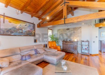 Soggiorno - Villa str privata al bruson
 
14, Pisano - photo 37