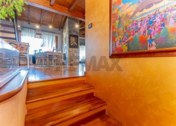 Scale - Villa str privata al bruson
 
14, Pisano - photo 48