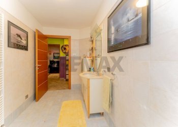 Hall / corridoio - Villa str privata al bruson
 
14, Pisano - photo 58