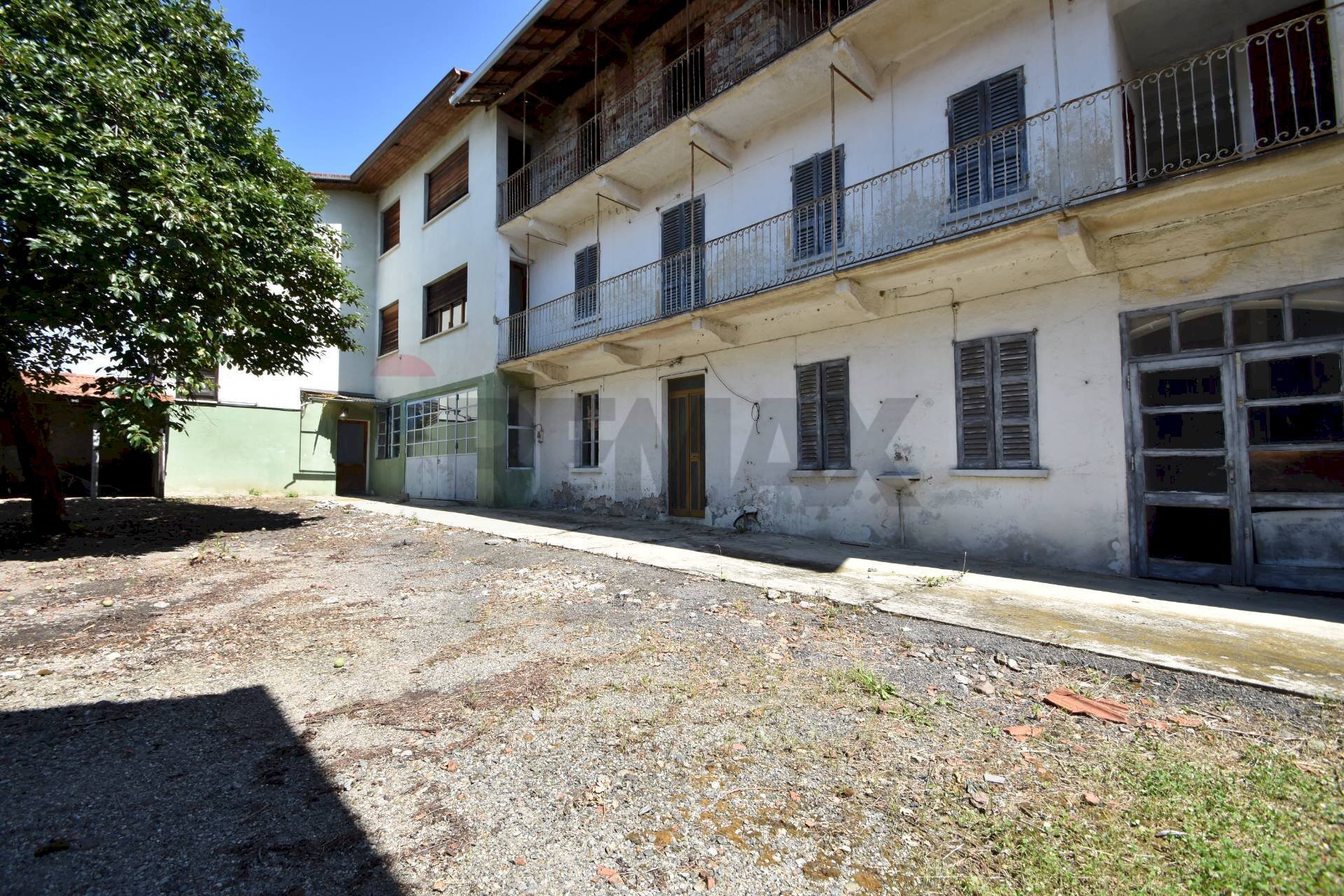 Edificio all\'aperto - Casa indipendente Via Ghedina
 
5, Gozzano - foto 1