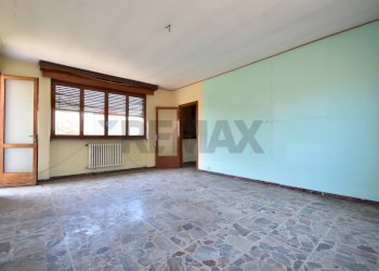 Stanza vuota - Casa indipendente Via Ghedina
 
5, Gozzano - foto 13