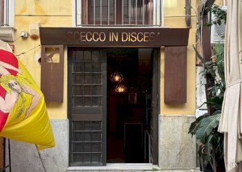 Edificio all\'aperto - Commercial Activity Via Discesa dei Giudici
 
32, Palermo - photo 4