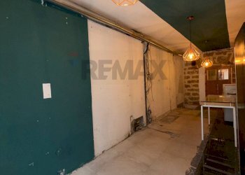 Parcheggio - Commercial Activity Via Discesa dei Giudici
 
32, Palermo - photo 5