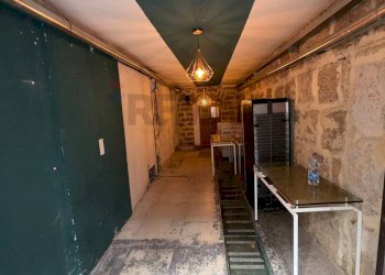 Ricezione / Lobby - Commercial Activity Via Discesa dei Giudici
 
32, Palermo - photo 7