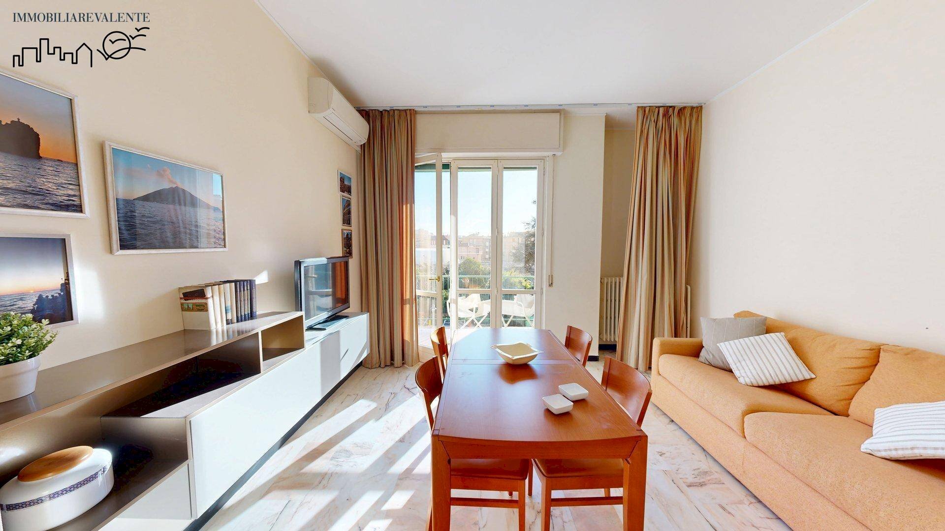 Foto 6 - Trilocale Piazza Verdi
 
1, Finale Ligure - foto 3