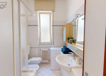 Foto 14 - Trilocale Piazza Verdi
 
1, Finale Ligure - foto 11