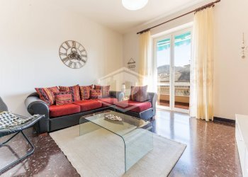 Appartamento Via Chiaravagna, Genova (zona Sestri Ponente) - foto 2