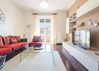 Appartamento Via Chiaravagna, Genova (zona Sestri Ponente) - foto 1