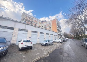 Edificio all\'aperto - Appartamento VIA TOMMASO ARNONI
 
23, Cosenza - foto 10