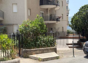 Edificio all\'aperto - Two-room apartment Via Aldo Moro
 
86/D, Monreale - photo 2