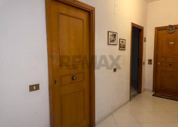 Hall / corridoio - Two-room apartment Via Aldo Moro
 
86/D, Monreale - photo 14