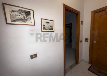 Hall / corridoio - Two-room apartment Via Aldo Moro
 
86/D, Monreale - photo 15